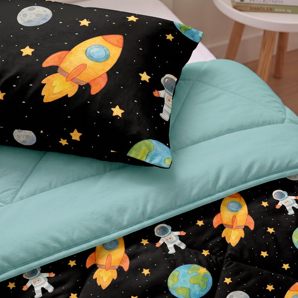 VUODEVAATTEET - Lazy peitto Kids Astronaut Musta