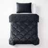 VUODEVAATTEET - Lazy Teddy/Sametti musta Tyynyliinoilla Lazy peitto