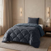 VUODEVAATTEET - Lazy Teddy/Velvet Antrasiitti Tyynyliinoilla Lazy peitto
