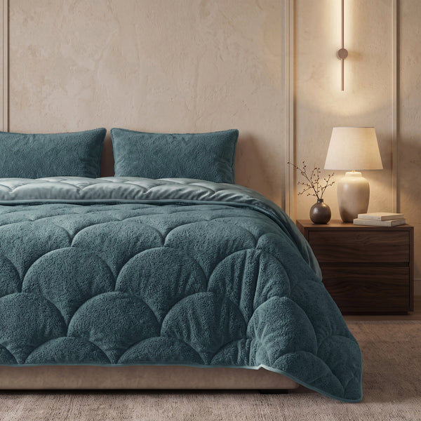 VUODEVAATTEET - Lazy Teddy/Sametti vihreä tyynyliinoilla Lazy peitto