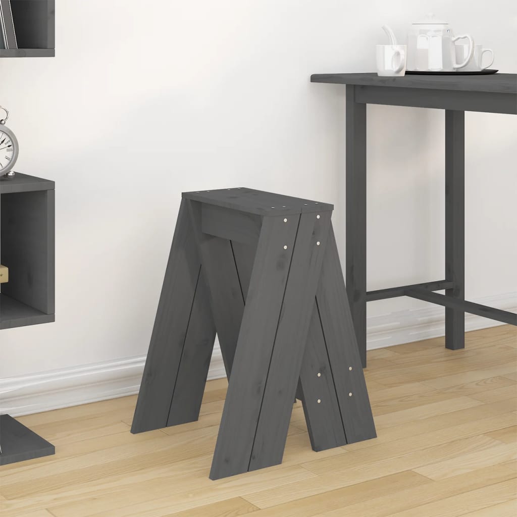 Harmaa jakkarat Vrevolod 40x40x60cm (2 kpl mänty)