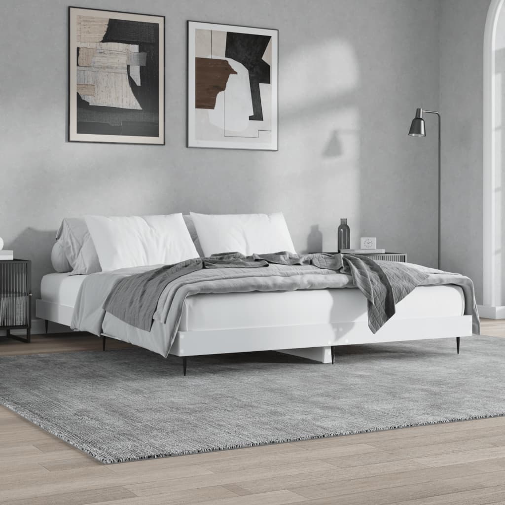Valkoinen sängynrunko Rl 150x200cm (puinen)