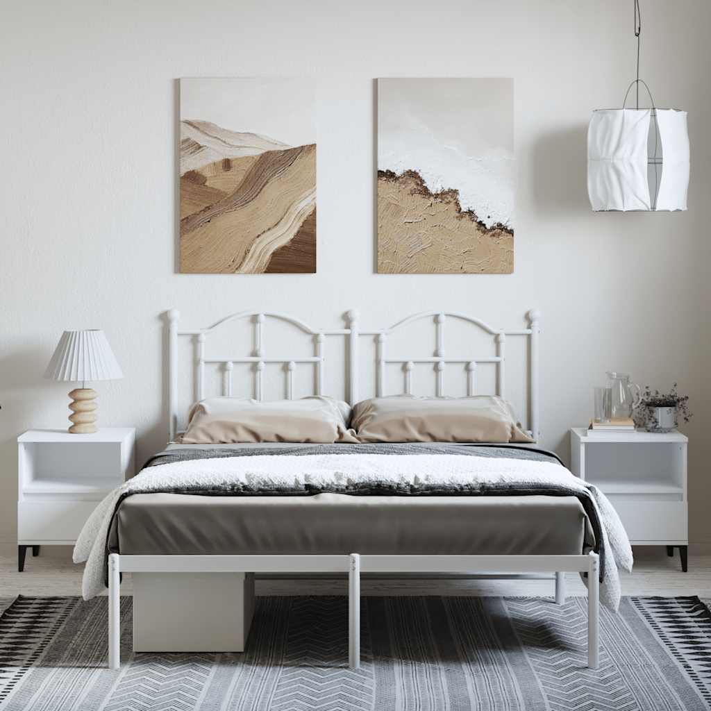 Valkoinen metallinen sängynrunko päädyllä Crezantema 150x200cm