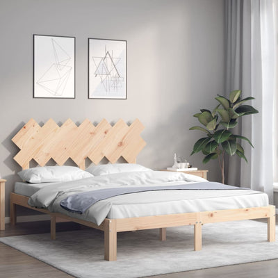 Sängynrunko päädyllä 140x190 cm täysi puu