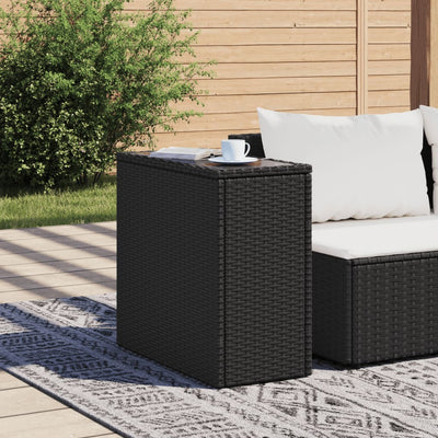 Puutarhan sivupöytä lasilevyllä musta 58x27,5x55 cm PE-rottinki