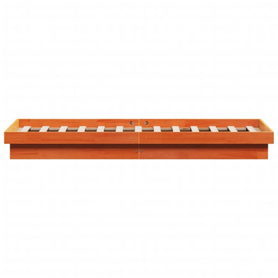 Vahanruskea led-sängynrunko Margretta 140x190cm (mänty)