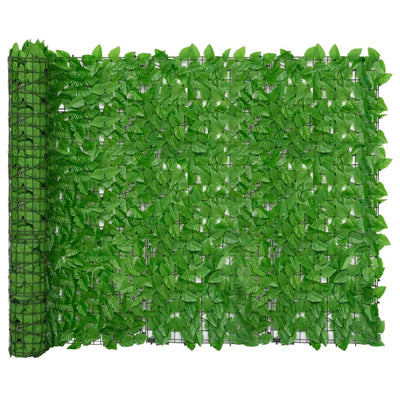 Parvekkeen suoja vihreillä lehdillä 200x150 cm