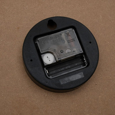 Keltainen ja musta seinäkello Baietica Ø30cm (puinen)