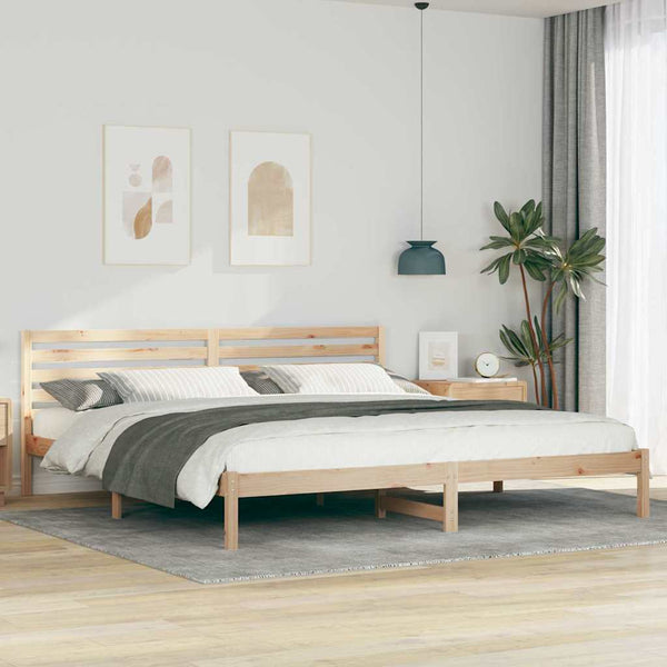 Sängyn runko päätyllä Ruskea 200 x 220 cm Massiivinen mänty