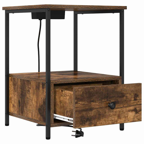 Yöpöytä, jossa on latausasema Savutammi Tekninen puu