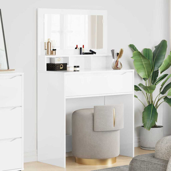 Peilillä varustetut meikkipöydät korkeakiiltoisessa valkoisessa makuuhuoneeseen