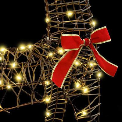 Lämmin valkoinen poron vetämä joulusleigh Neliu (rottinki)