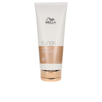 Fusion intense repair hoitoaine vaurioituneille hiuksille 200 ml - WELLA PROFESSIONALS