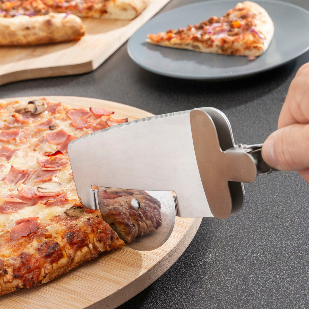 InnovaGoods 4-in-1 Pizzaleikkuri