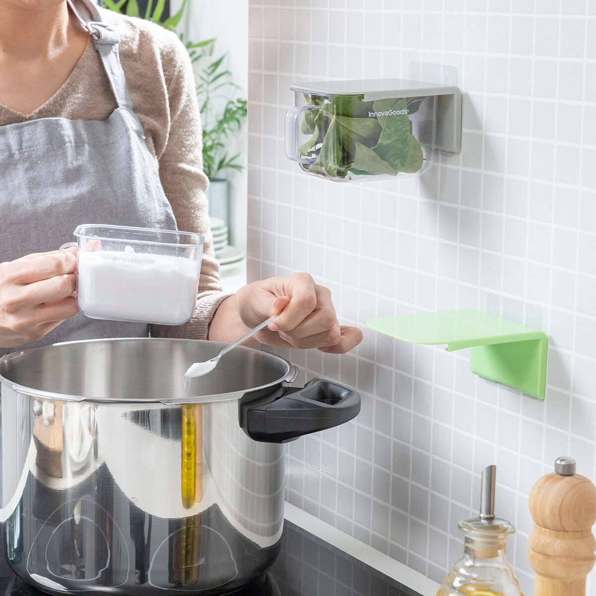 InnovaGoods Irrotettavat Keittiörasiat Tarrakiinnityksellä, 2 kpl