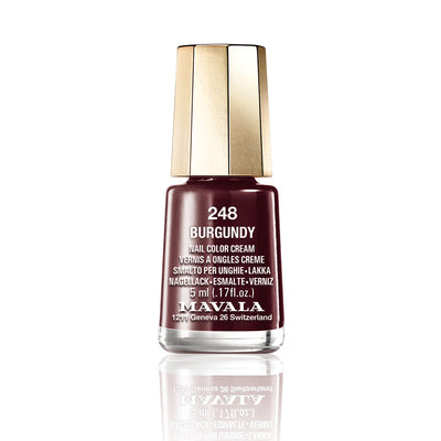 Nail color #248-viininpunainen - MAVALA