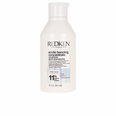 Acidic bonding concentrate ammattimainen sulfaatiton hoitoaine vaurioituneille hiuksille 300 ml - REDKEN