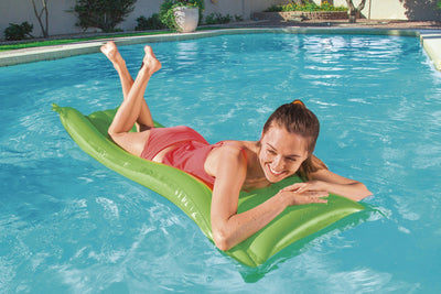 Sininen Bestway 44007 rantapatja, mitat 183cm x 69cm.