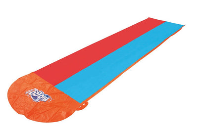Bestway H2OGO Double Slide -vesiliukumäki, jossa on kaksi liukumäkeä ja vesiruisku.
