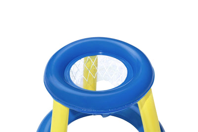 Bestway 52418 -paketti sisältää kelluttavan korin ja pallon, joiden halkaisija on 61 cm.