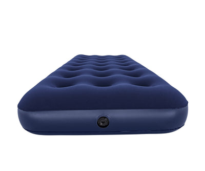 Bestway 67000 -makuualusta, mitat 188 cm x 76 cm x 22 cm. Sinivalkoraidallinen ilmapatja ulkokäyttöön.
