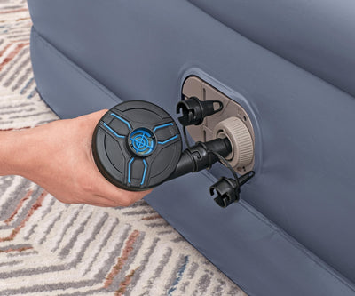 Ilmatäytteinen Tritech Queen -retkipatja sisäänrakennetulla pumpulla