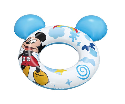 Bestway 9102K Disney Junior Mickey & Friends -kelluttava uimarenkaan, jossa on söpöjä Disney-hahmoja kuten Mikki Hiiri ja Hessu Hopo. Uimarengas on kooltaan 74cm x 76cm.