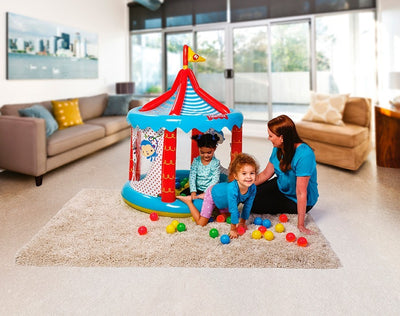 Bestway Circus Ball Pit -palloallas, halkaisija 104 cm, korkeus 137 cm, värikäs design lasten leikkeihin.