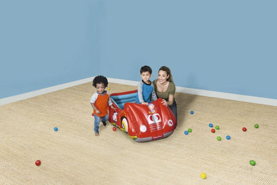 Bestway Fisher-Price -merkkinen kilpa-auto pallomeri, mitat 47 x 31 x 20 tuumaa (119cm x 79cm x 51cm).