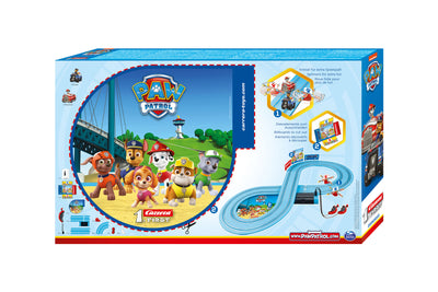 Carrera First -sarjan Paw Patrol -autorata. Rata sisältää kaksi autoa ja sopii yli 2-vuotiaille lapsille.