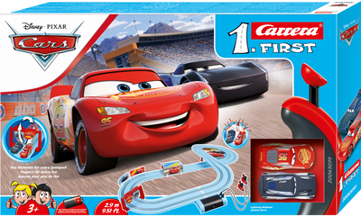 Carrera First -autorata Cars-elokuvan Piston Cup -teemalla.