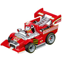 Paw Patrol Ready Race Rescue -autorata, jossa kuvattuna kaksi kaarrettavaa autoa ja rataosuuksia.