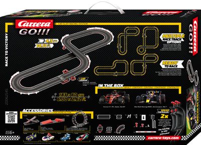 Carrera Go - Race to Victory -autorata, jossa on 43 metriä rataa, kaksi kilpa-autoa ja monipuoliset radanvarusteet.