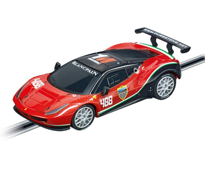 Muovinen Autoratasetti Ferrari Kilpaspeeders 8,6m
