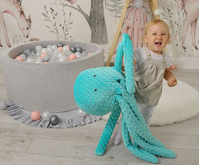 Mustekala Pehmolelu - Polka Dot Minky