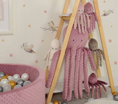 Mustekala Pehmolelu - Polka Dot Minky