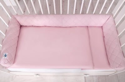 2-in-1- Unipesä ja reunapehmuste - pink