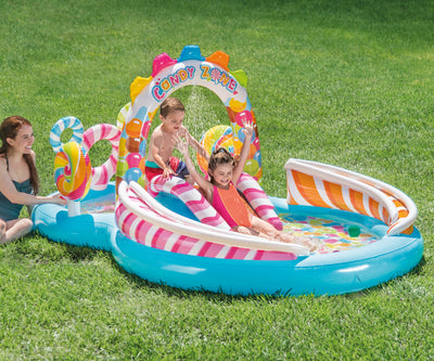Intex 57149NP -vesileikkikenttä Candy, mitat 295cm x 191cm x 130cm.