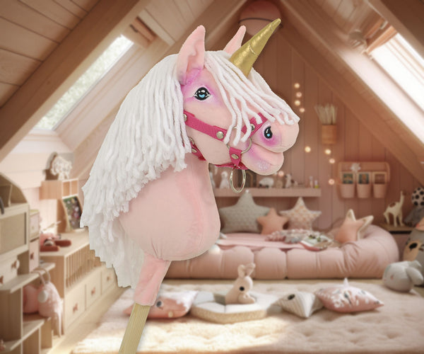 Super Hobby Horse - Yksisarvinen keppihevonen - vaaleanpunainen valkoisella harjalla ja kultaisella sarvella A4