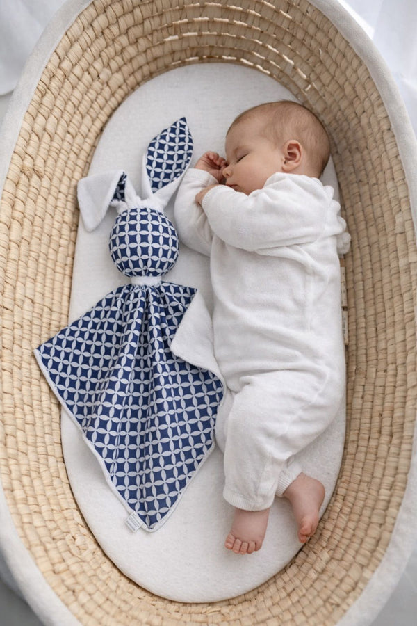 Bobono - Doudou pehmopupu kaksipuolinen puuvilla ja minky - Mini rosette tummansininen - valkoinen