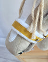 Super Hobby Horse - Hobby Horse A3 -riimu valkoisella karvapehmusteella ja naruriimu valkoinen-hunajankeltainen