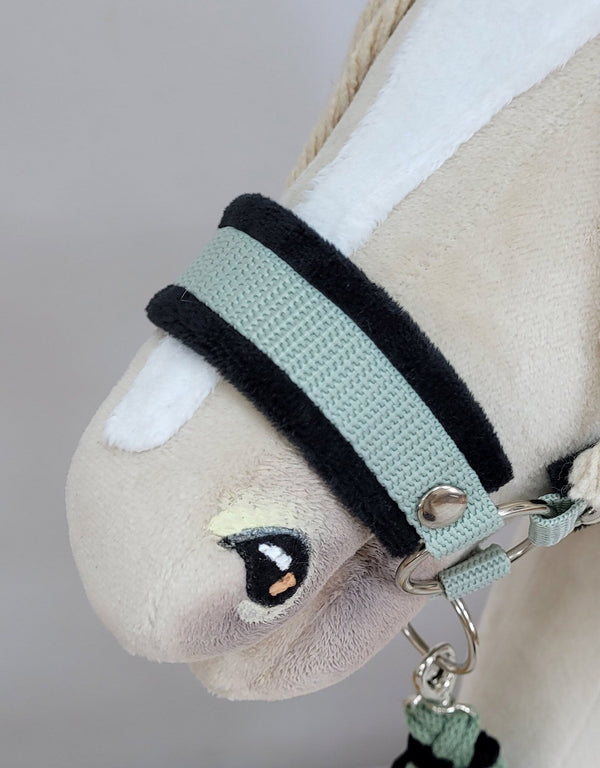 Super Hobby Horse - Hobby Horse riimu A3 mustalla tekokarvalla + naruriimu musta-salvia