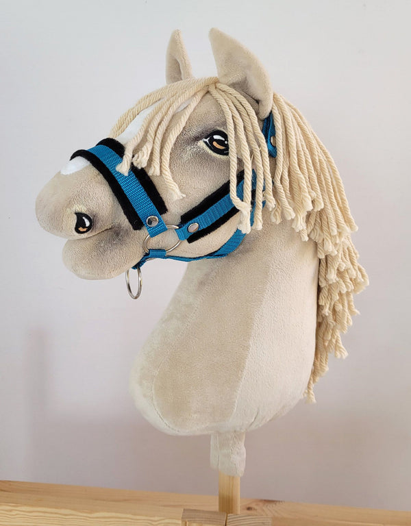 Super Hobby Horse - Hobby Horse A3 -riimusetti musta karvareunuksella ja naruriimu musta-turkoosi