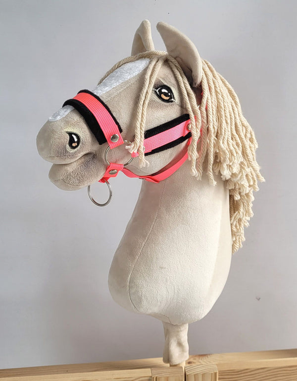 Super Hobby Horse - Hobby Horse A3 riimu mustalla tekoturkiksella ja naruriimu neonpinkki/musta