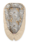 Bobono - Bobono Premium Cocoon kaksipuolinen vauvan pesä voikukat harmaa/beige
