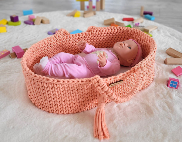 My Sweet Baby - Boho puuvillainen nuken kantokori kehdolla - persikka
