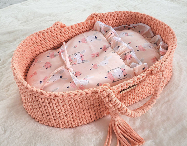 My Sweet Baby - Boho puuvillainen nuken kantokori kehdolla - persikka