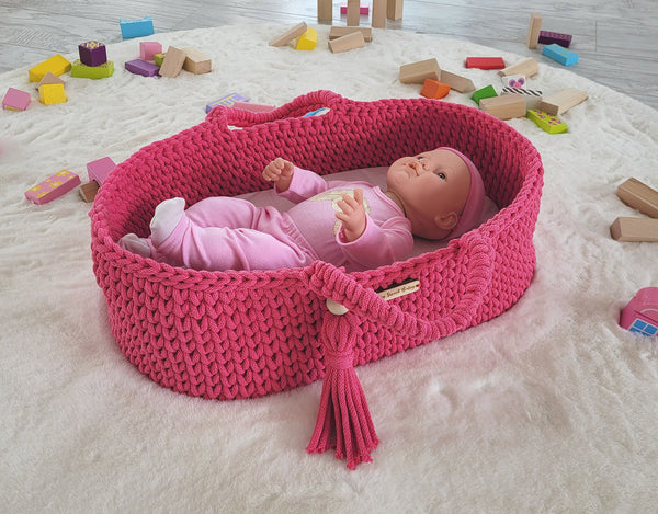 My Sweet Baby - Boho puuvillainen nuken kantokori kehdolla - fuksia