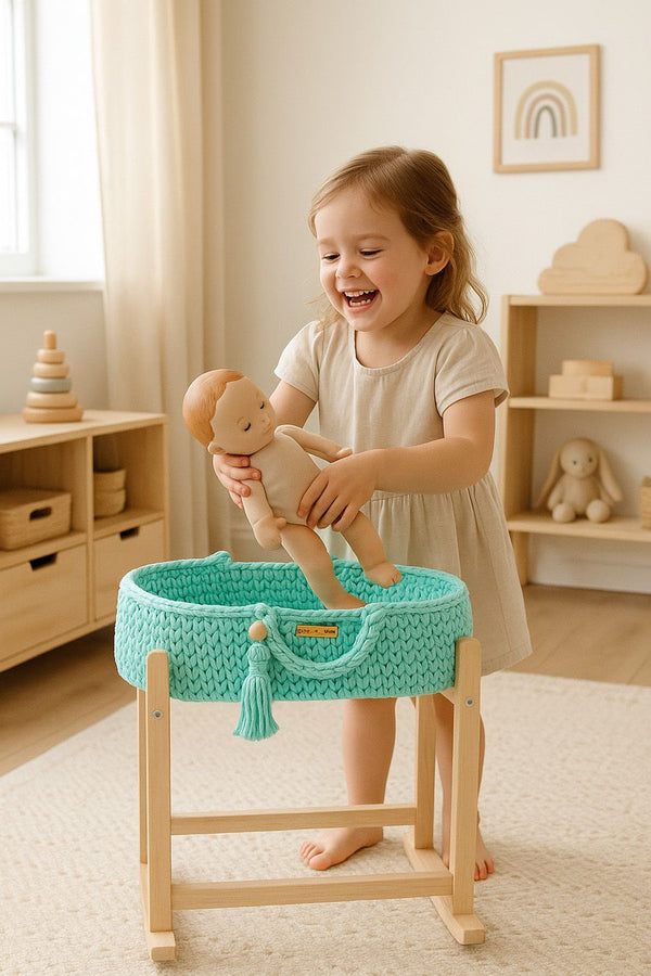 My Sweet Baby - Boho puuvillainen nuken kantokori kehdolla - minttu