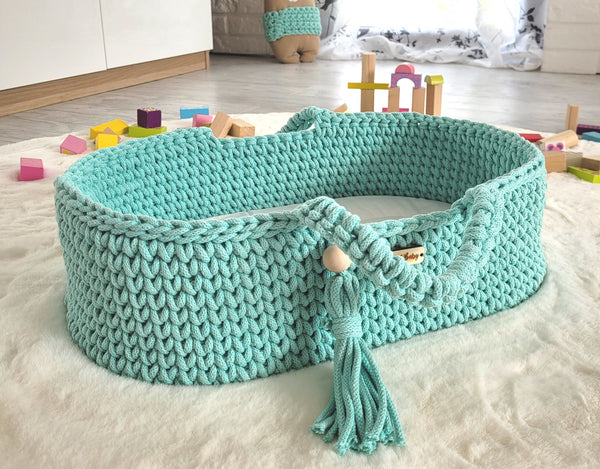 My Sweet Baby - Boho puuvillainen nuken kantokori kehdolla - minttu